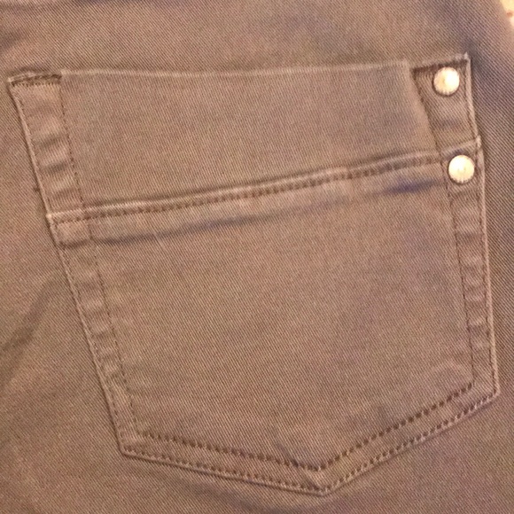 Like new  Rock&Republic jeans - Picture 5 of 6